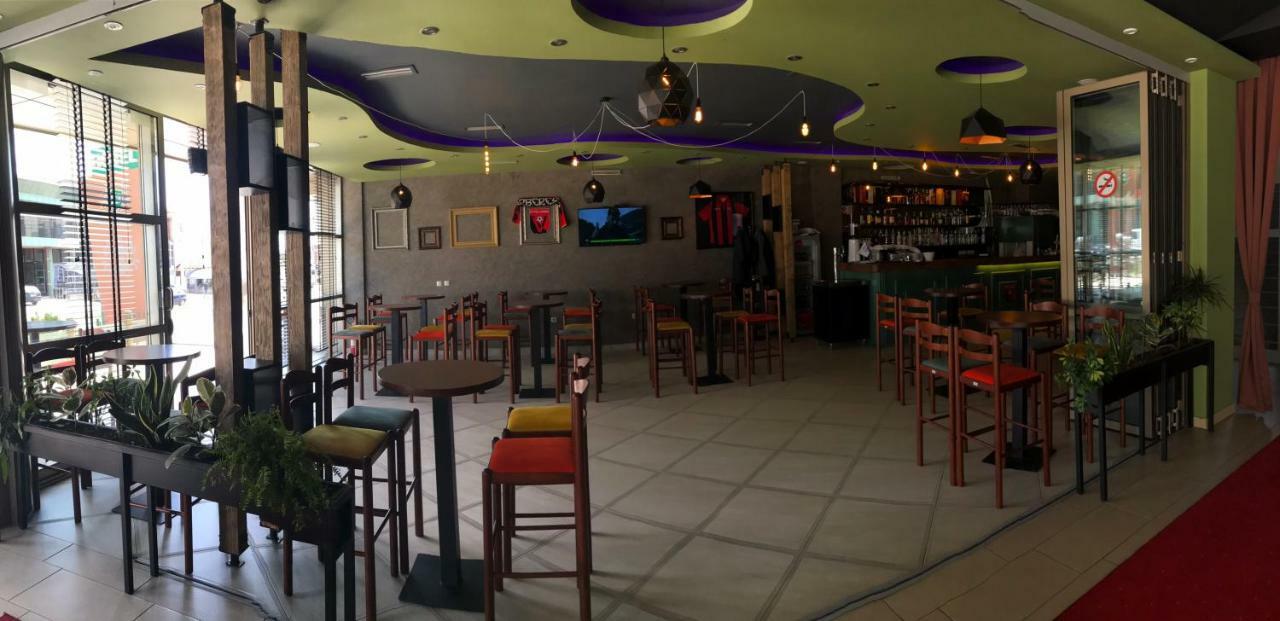 Apollonia Hotel Gjakova Buitenkant foto